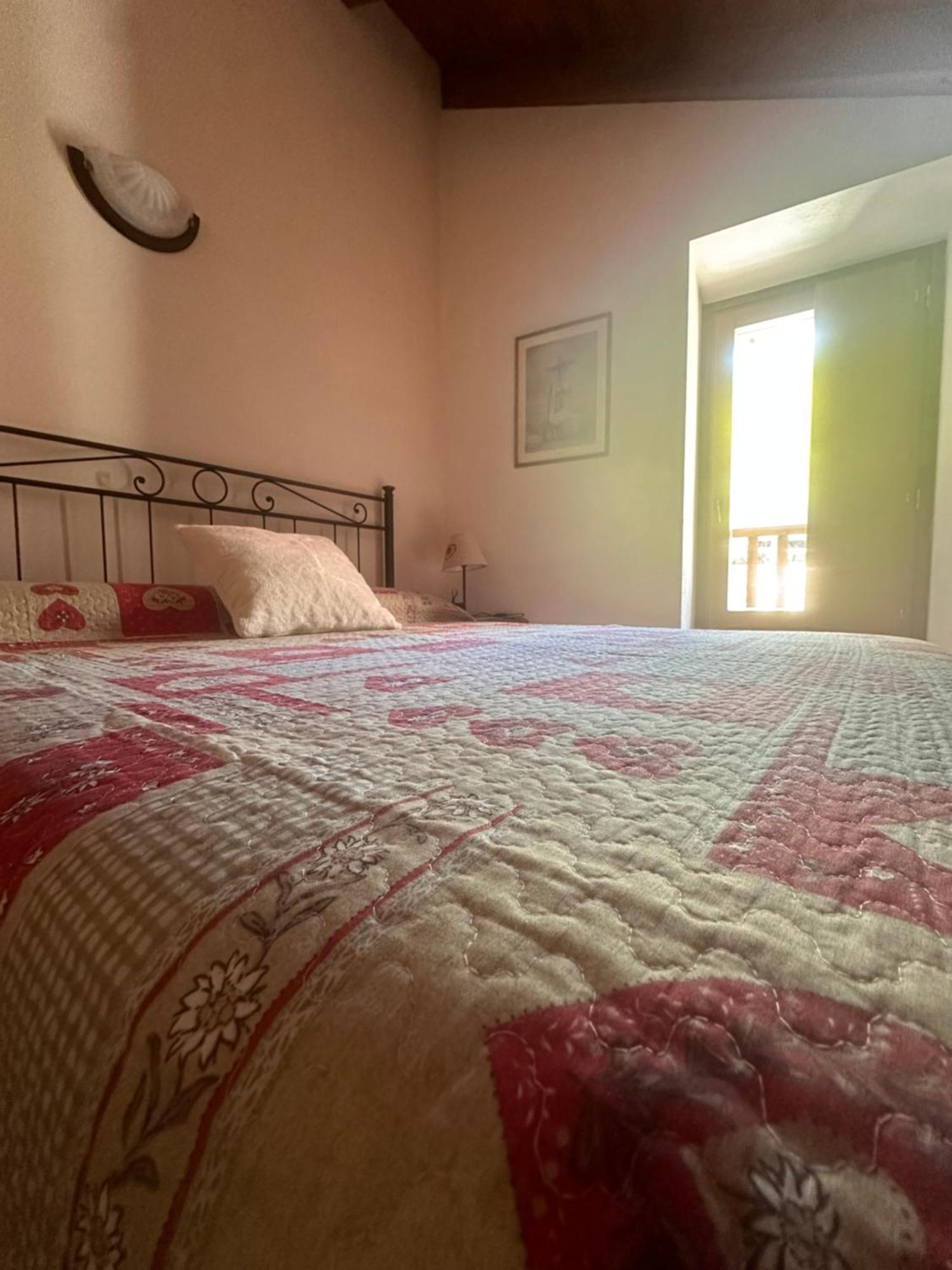 Villa La Tana Dell'Ermellino Arliod Esterno foto